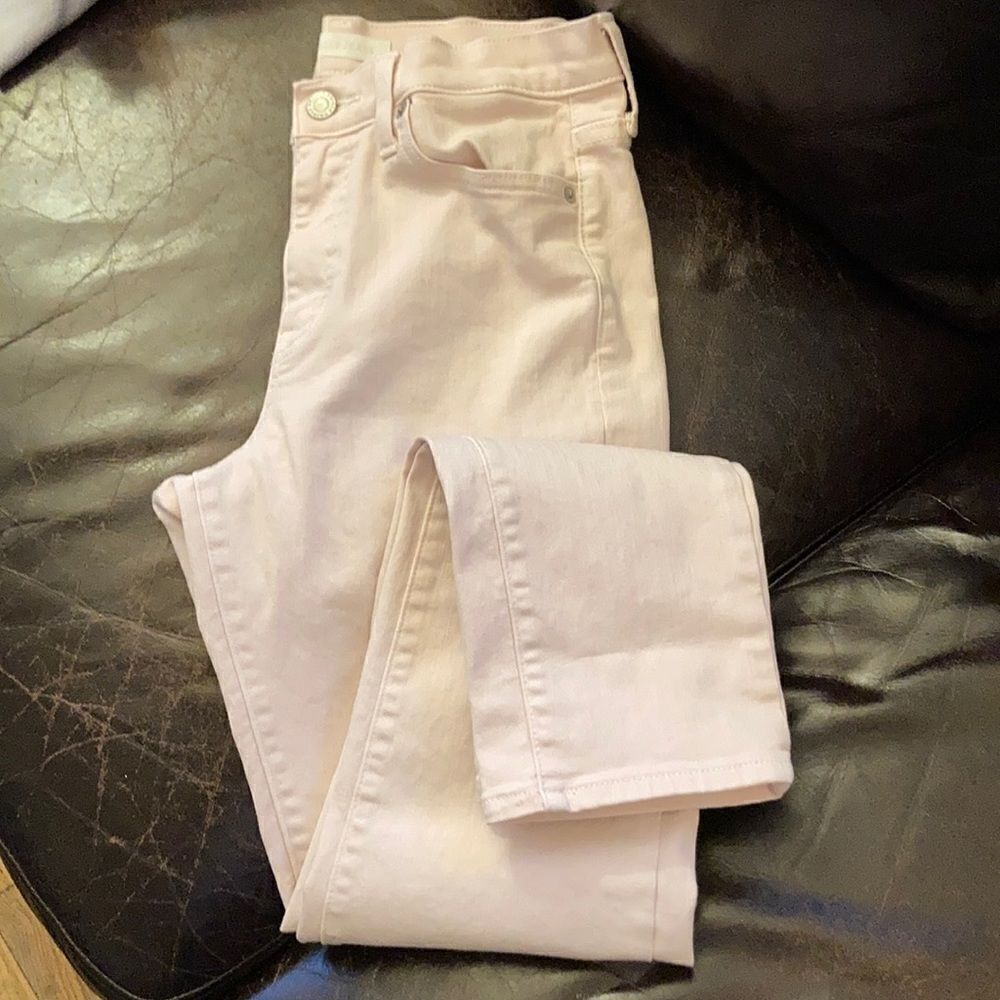 UNIQLO pale pink stretch skinny jeans